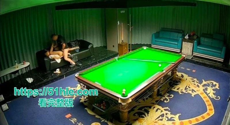 江苏宿迁沭阳台球厅大瓜，美女台球助教仅为500元，献身40岁大叔包厢战况十分激烈！-5