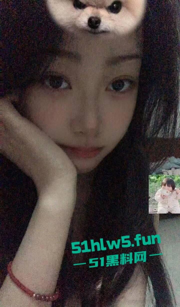 江苏师范学院【马月】极品身材大三女神，被金主包养带到酒店激情3P无套后入玩肛交全程高潮不断。-7